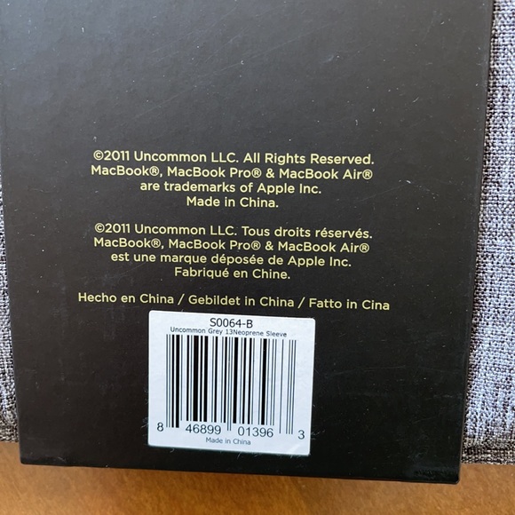 Laptop/ tablet sleeve for screens up to 13”. - Picture 3 of 4